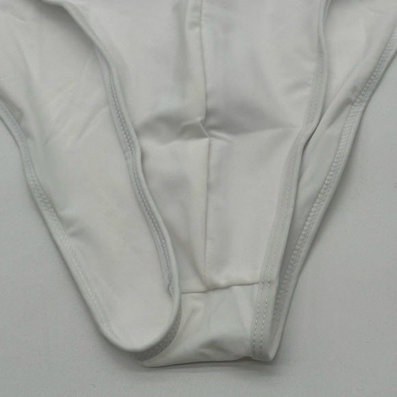 Men’s White Bikini Swim Brief Bottoms with Chain Detail XL - Picture 5 of 9